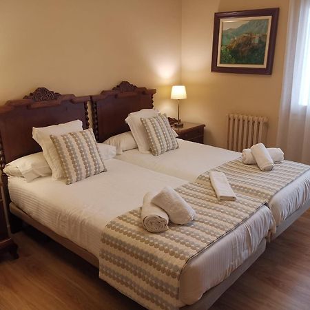 Apartament El Miracle Cardona Dış mekan fotoğraf